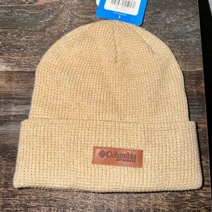 Columbia Beige Knit Beanie